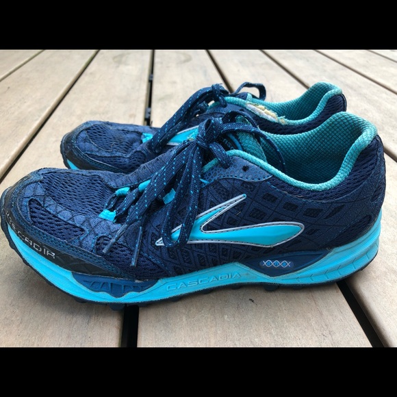 brooks cascadia women's 8